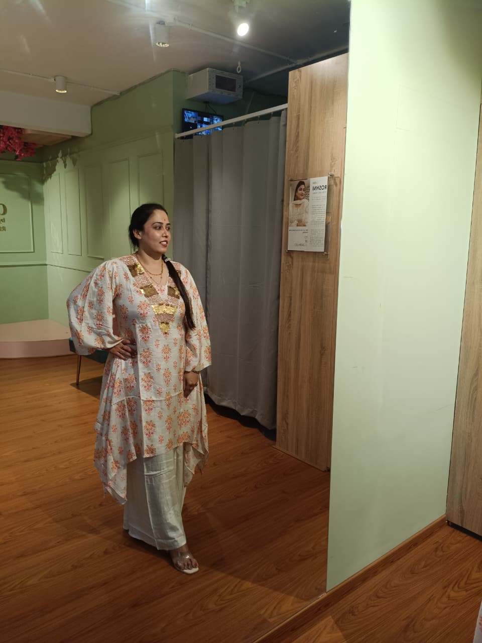 muslin silk high-low Indo-Western set.